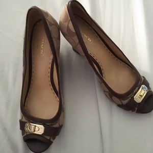 🔥🔥COACH HELS🔥🔥